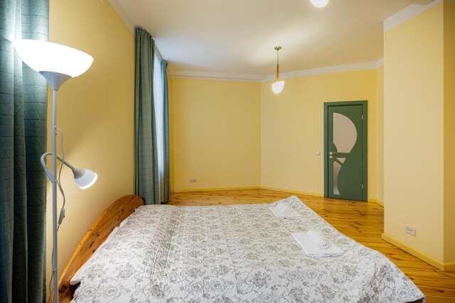 Апартаменты Old Riga Aldaru street Apartment with Sauna Рига-25